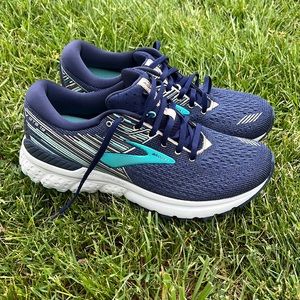 Women’s Brooks Adrenaline GTS 19 Running shoes